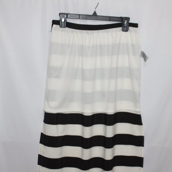 Vince Camuto Black and White Split Long Skirt - Picture 15 of 16
